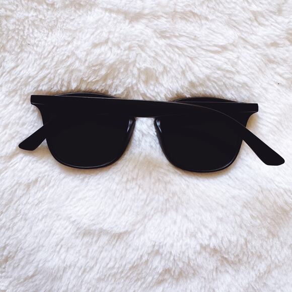 Maura Black W/ Green Lenses Oversized Oval Horn Rims Sunglasses - Picture 11 of 11